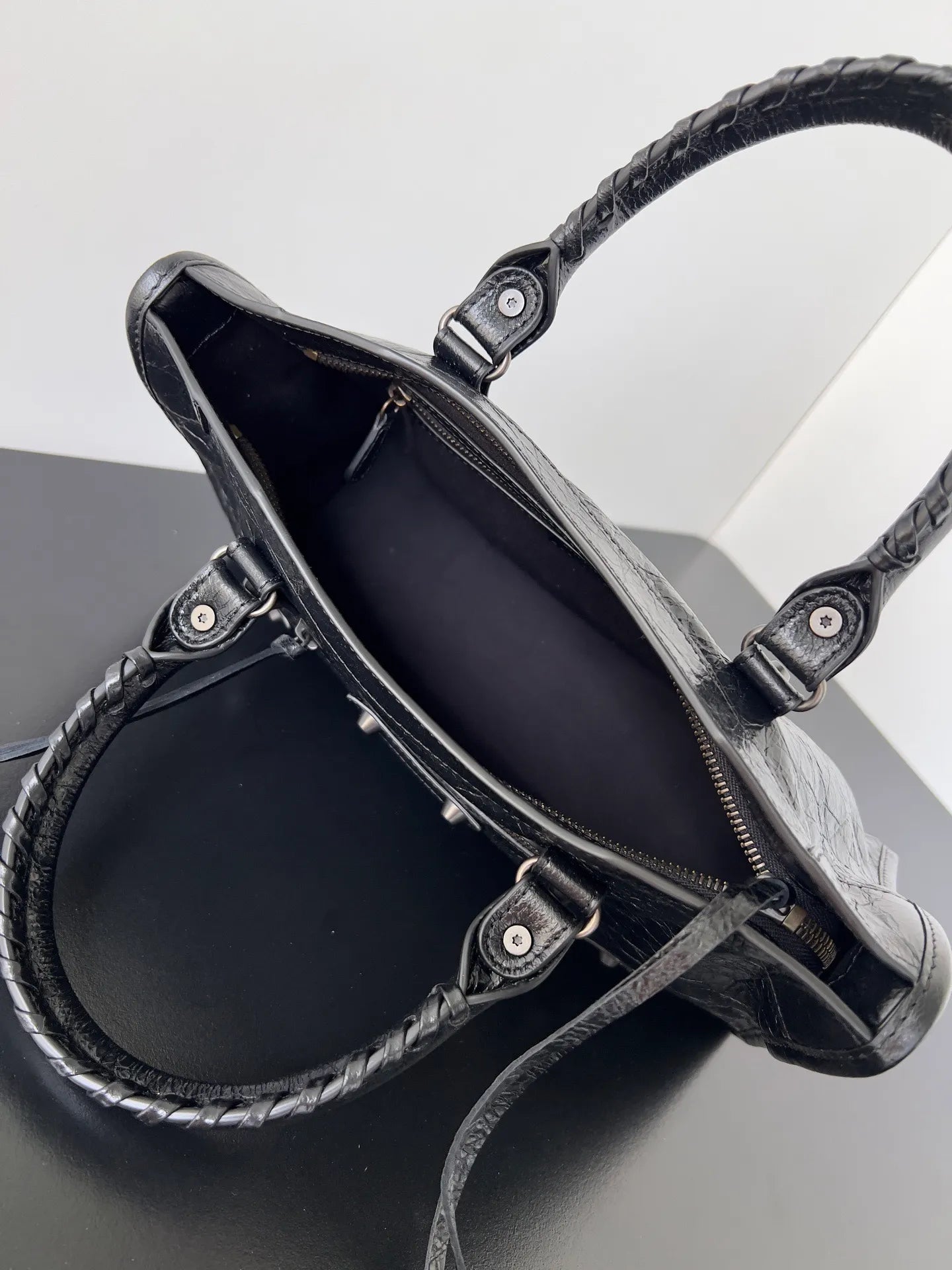10A Top Quality Luxury Designer Handbags Real Leatherle City Locomotive Bag Classic Genuine Leather Rivet Vintage Tote Crossbody Bags