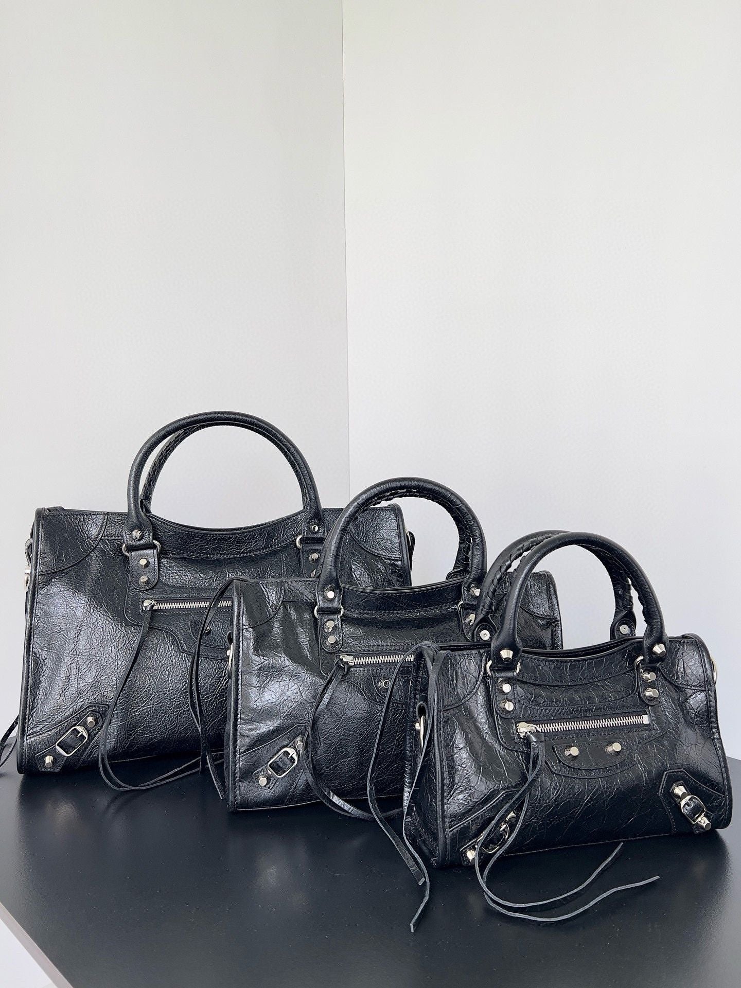 10A Top Quality Luxury Designer Handbags Real Leatherle City Locomotive Bag Classic Genuine Leather Rivet Vintage Tote Crossbody Bags
