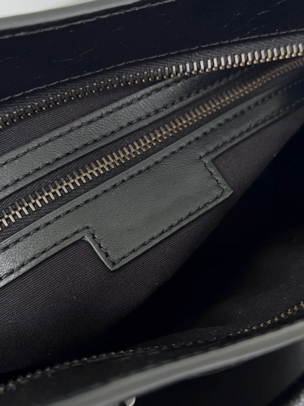 10A Top Quality Luxury Designer Handbags Real Leatherle City Locomotive Bag Classic Genuine Leather Rivet Vintage Tote Crossbody Bags